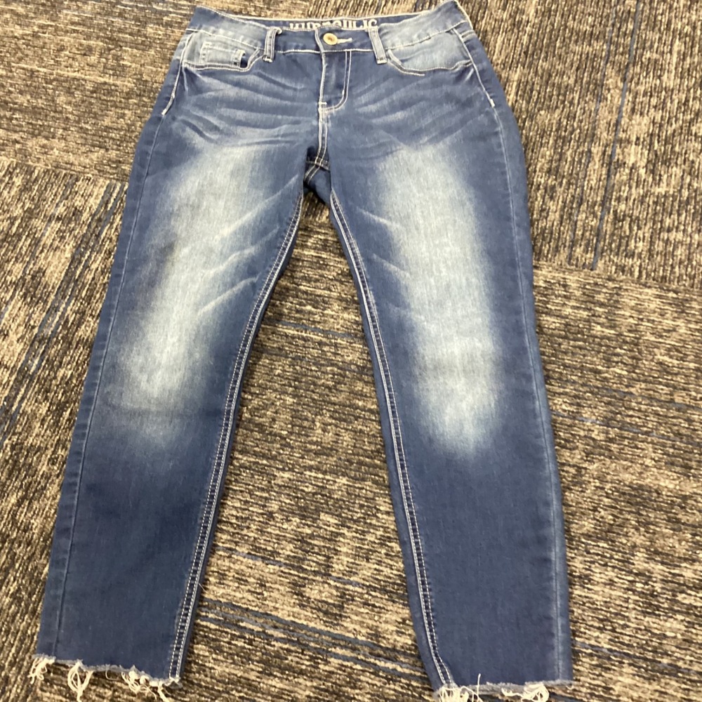 Hydraulic Petite Medium Wash Skinny Jeans Raw Hem Whiskered Distressed  Denim